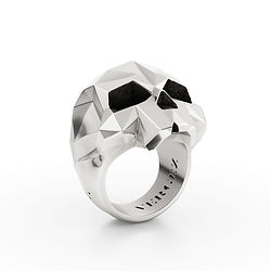 LEGACY • Facettierter Totenkopfring für Herren • 925er Silber
