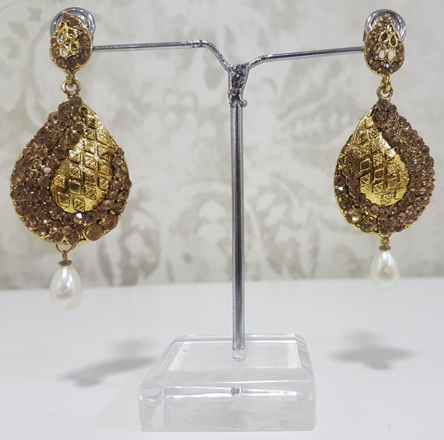 Lightweight Dark Gold Earrings 0063
