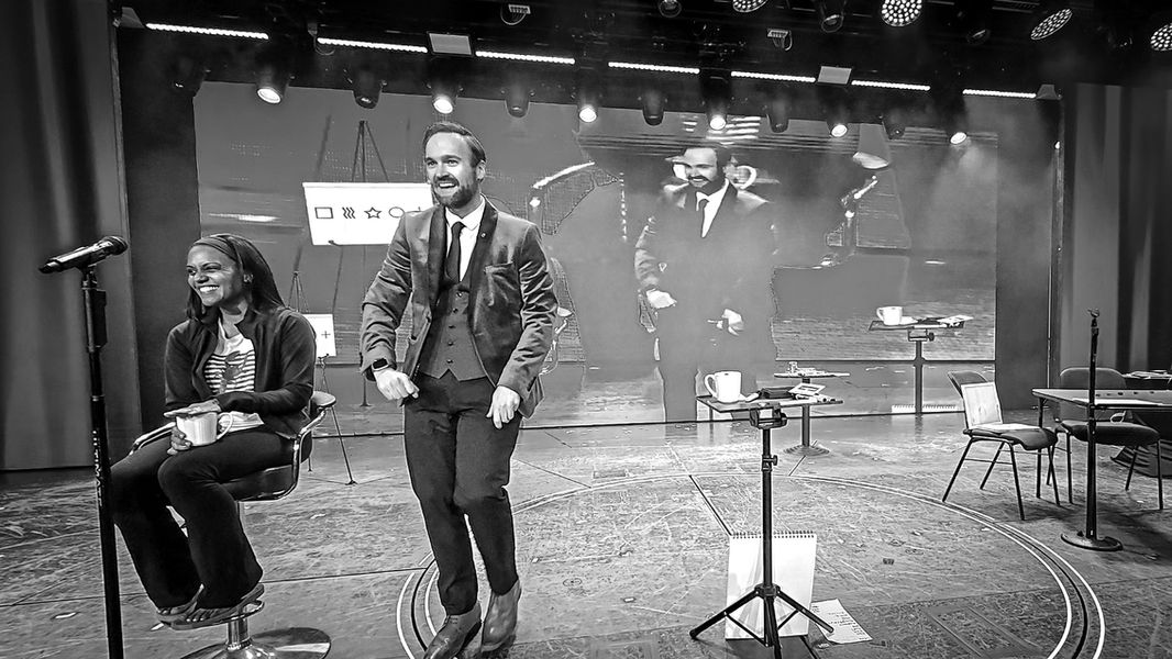 Paul Aitchison, The Mischievous Mentalist – award-winning performer, mind reader and magician based in London. Member of The Magic Circle and Equity, available for corporate events, private parties and international performances worldwide.
