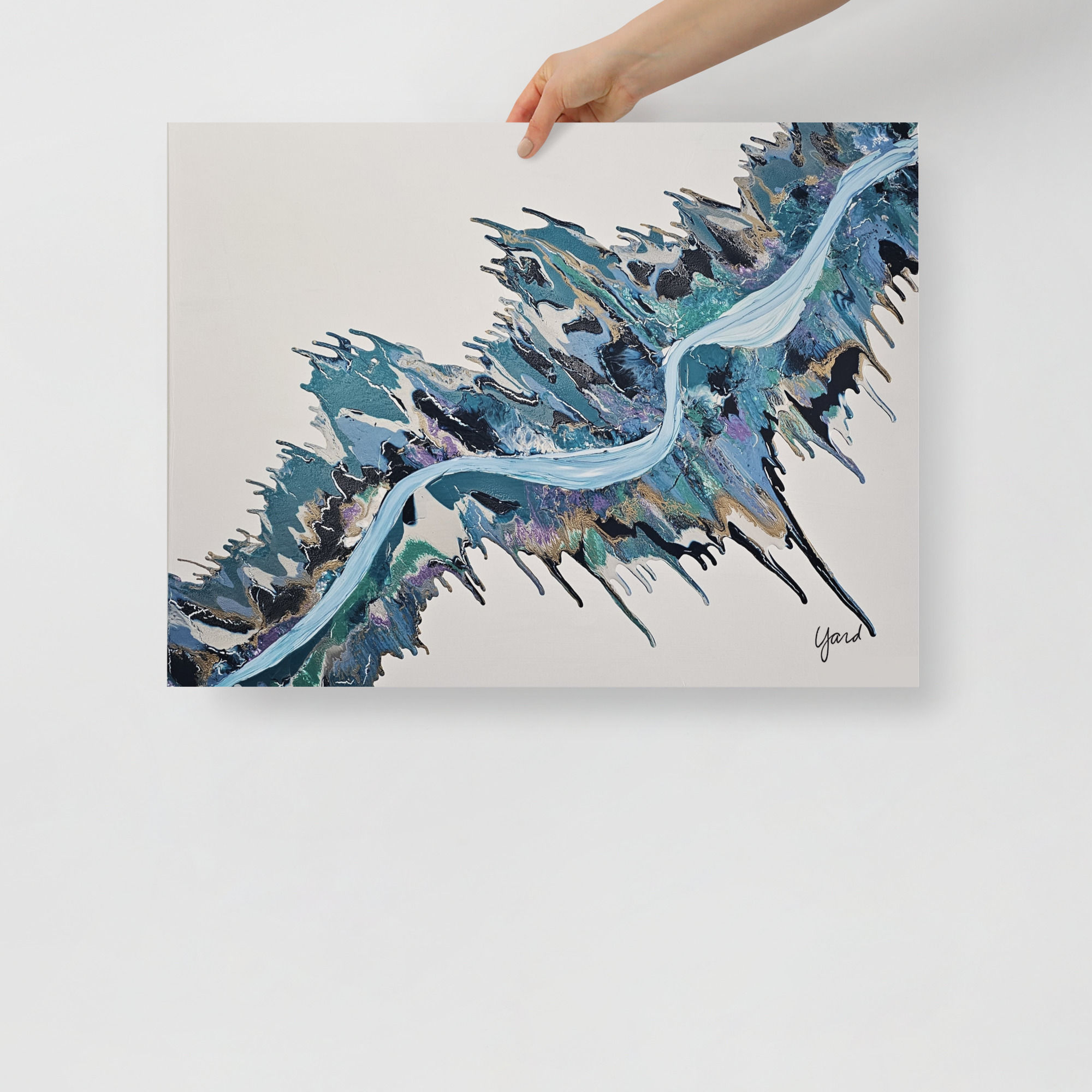 Giant Beauty Poster Print