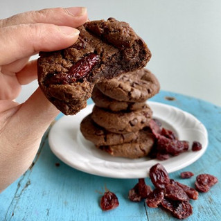 Don't Ignore Your Sweet Tooth, Outsmart It!