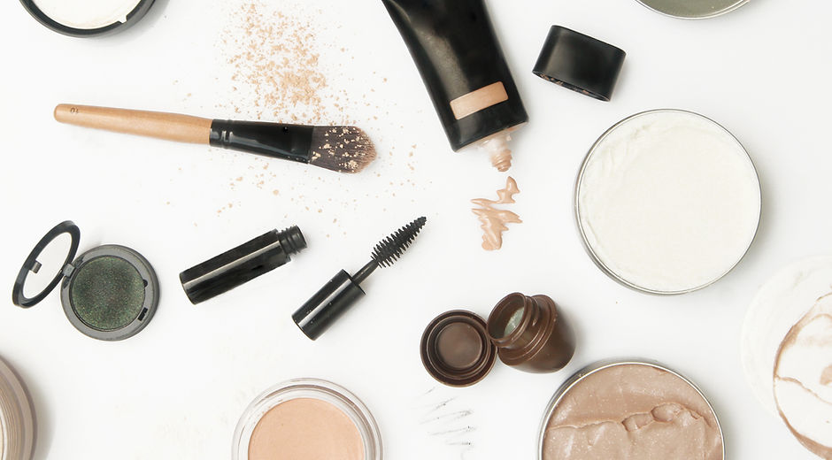 scatered makeup