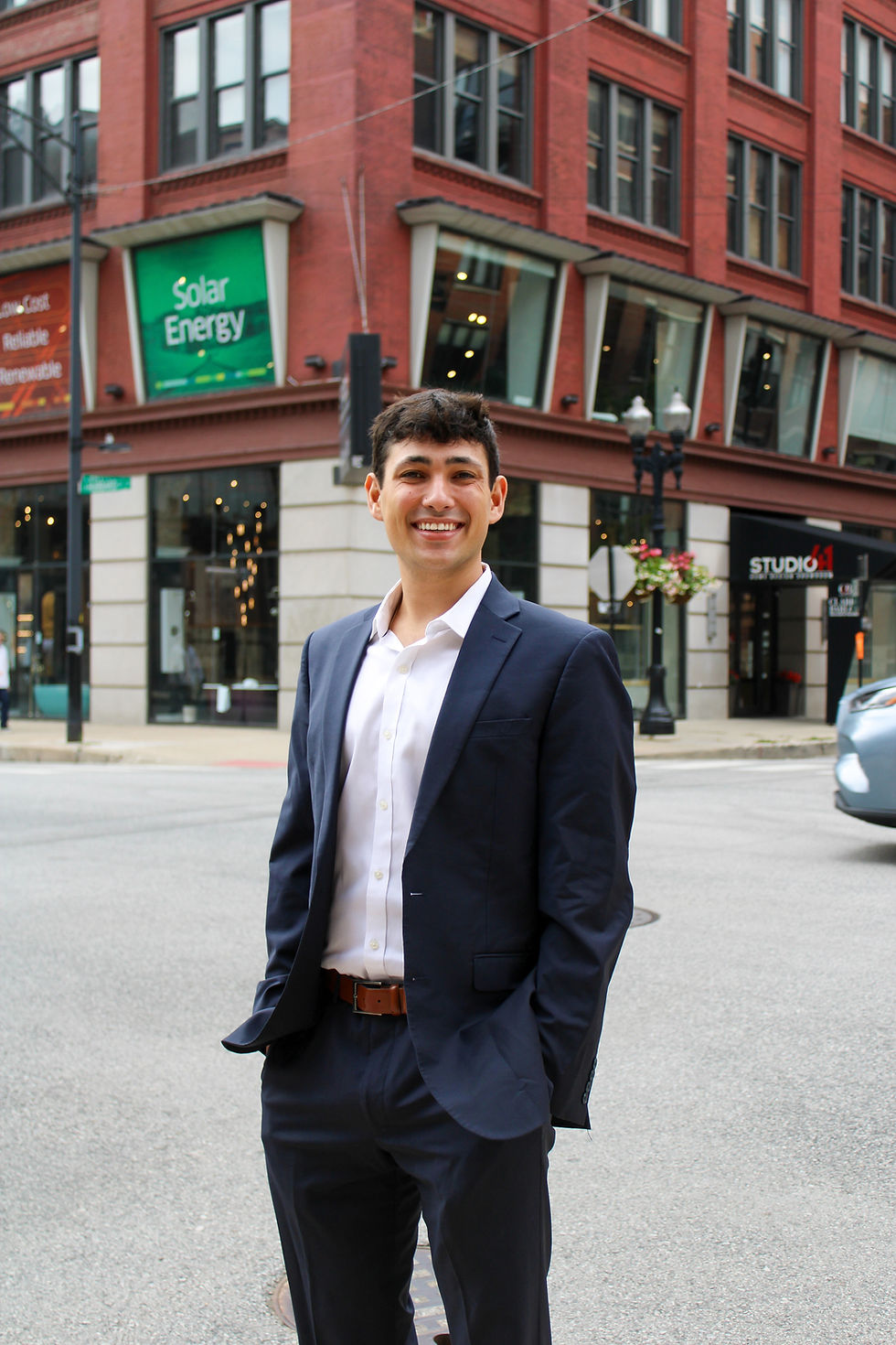 Professional headshot of Yianni Gormanos, Recruitment Consultant for Finance at Verital Advisory Search, specializing in Accounting, Finance and Legal recruitment.