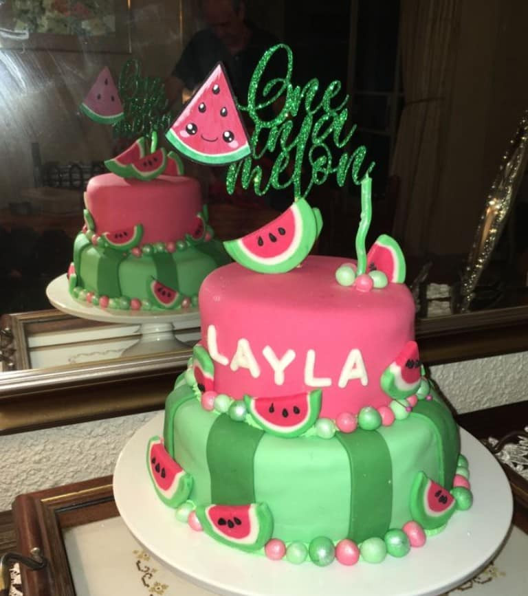 Thumbnail: Deluxe Personalised Cake Topper