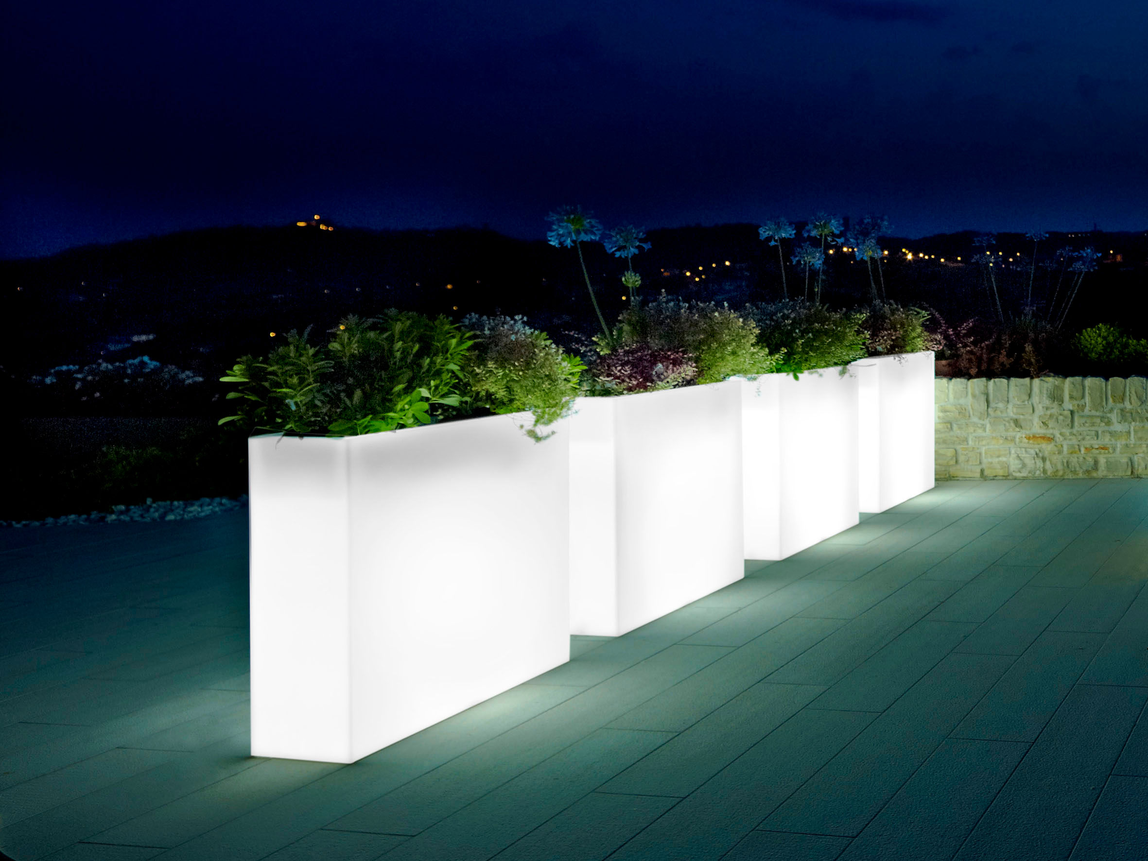 Kube High Slim Cassetta Planter Light