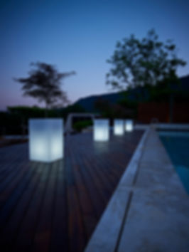 Kube High Planter Light
