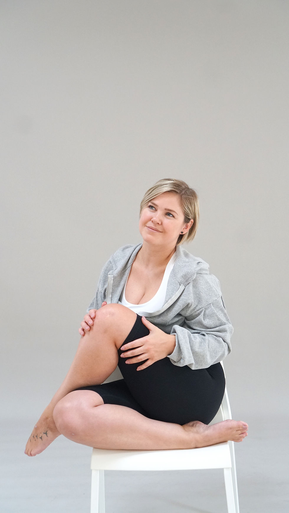 Portrait von Pole Trainerin Melly.