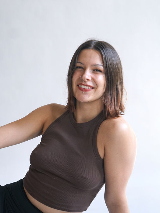 Portrait von Poledance Trainerin Sasha.