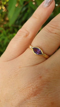 Thumbnail: 14k Yellow Gold Ring Inlaid With Natural Amethyst In The Shape Of A Marquise