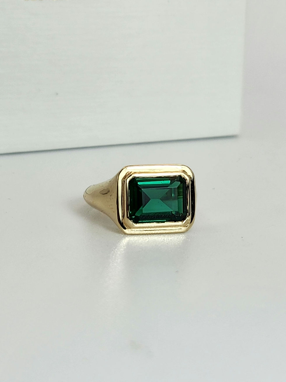 Thumbnail: Emerald pinky ring 14k gold