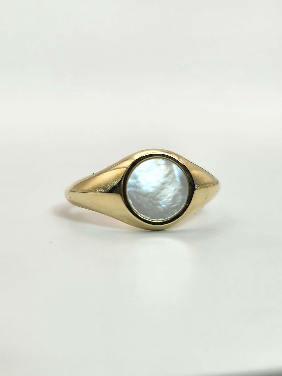 Thumbnail: Signet Ring Inlaid With Natural Nacre