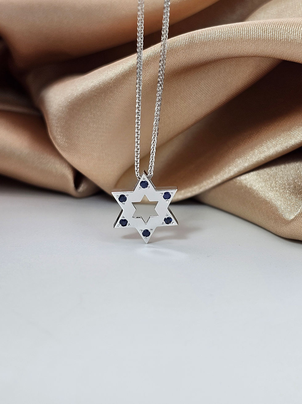 תמונה ממוזערת: אינה היימן תכשיטי יוקרה