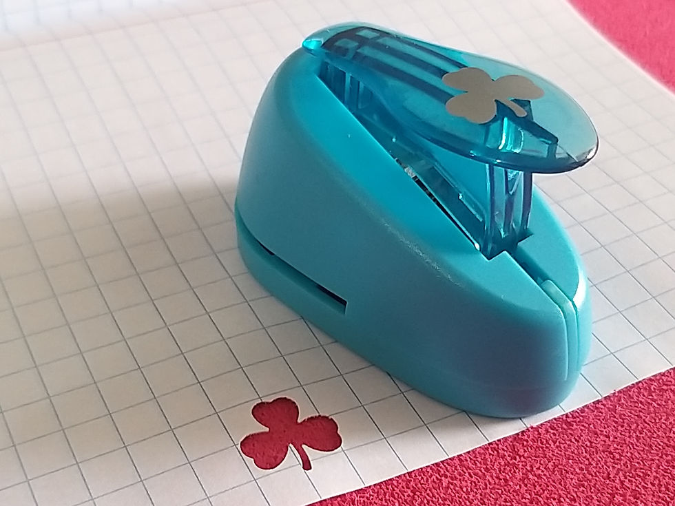 PERFURADOR de EVA TREVO 3 FOLHAS