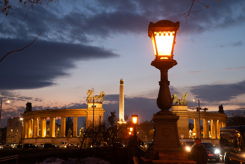 Heroes' Square in Budapest in November in the blue hour