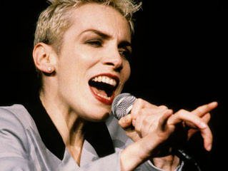What The Hell is 'Belted-Head-Voice ®' ? & Why Producers And Singers Like It So Much.