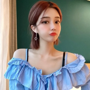 687009_8530c703d6d54fe2899d13ed1c980cd4~mv2.webp