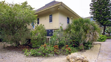 Sunset Captiva 34