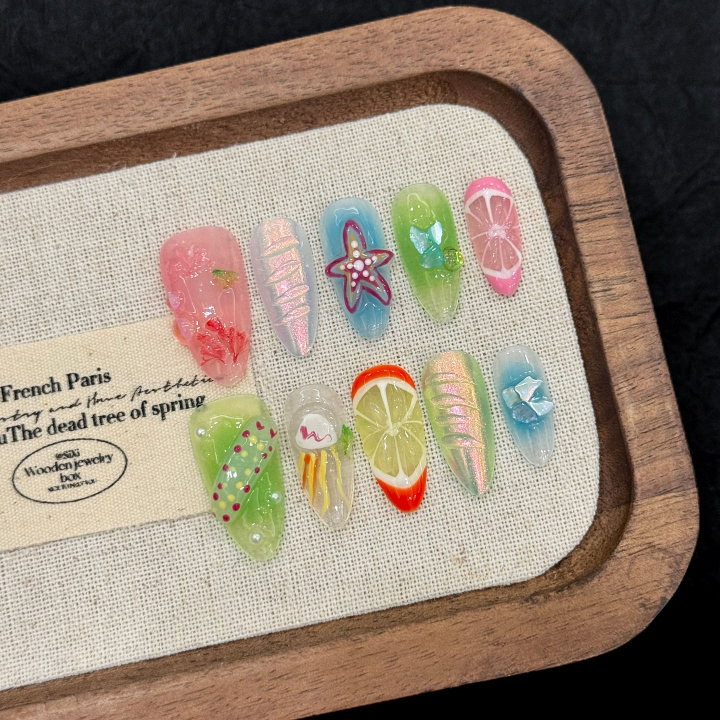 【3018】Colorful Beach