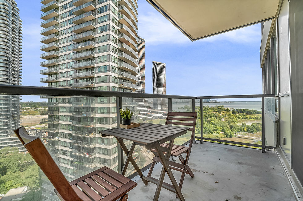 47_small balcony-1.jpg