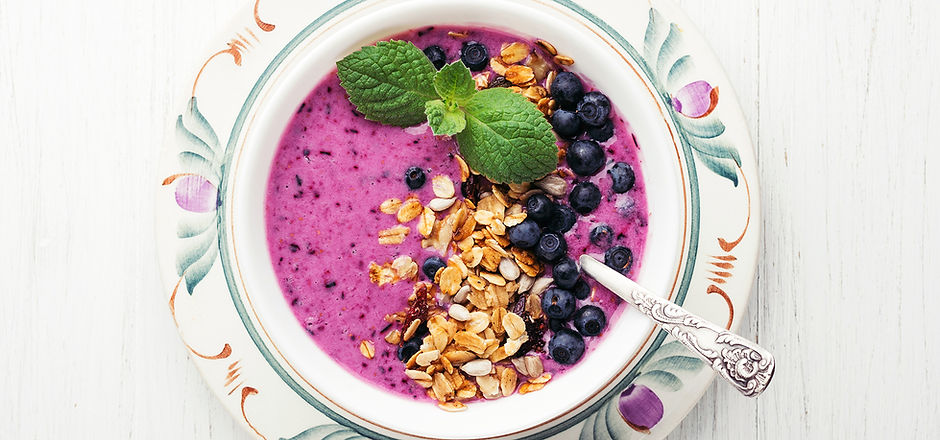 Smoothie with Granola