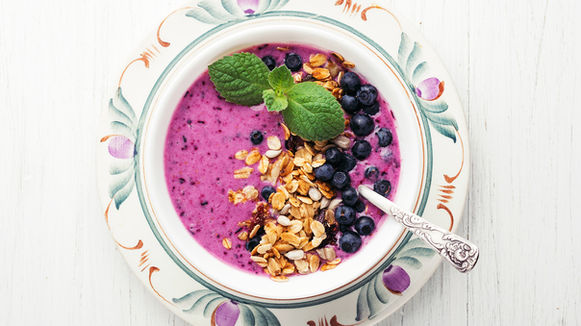 Smoothie with Granola