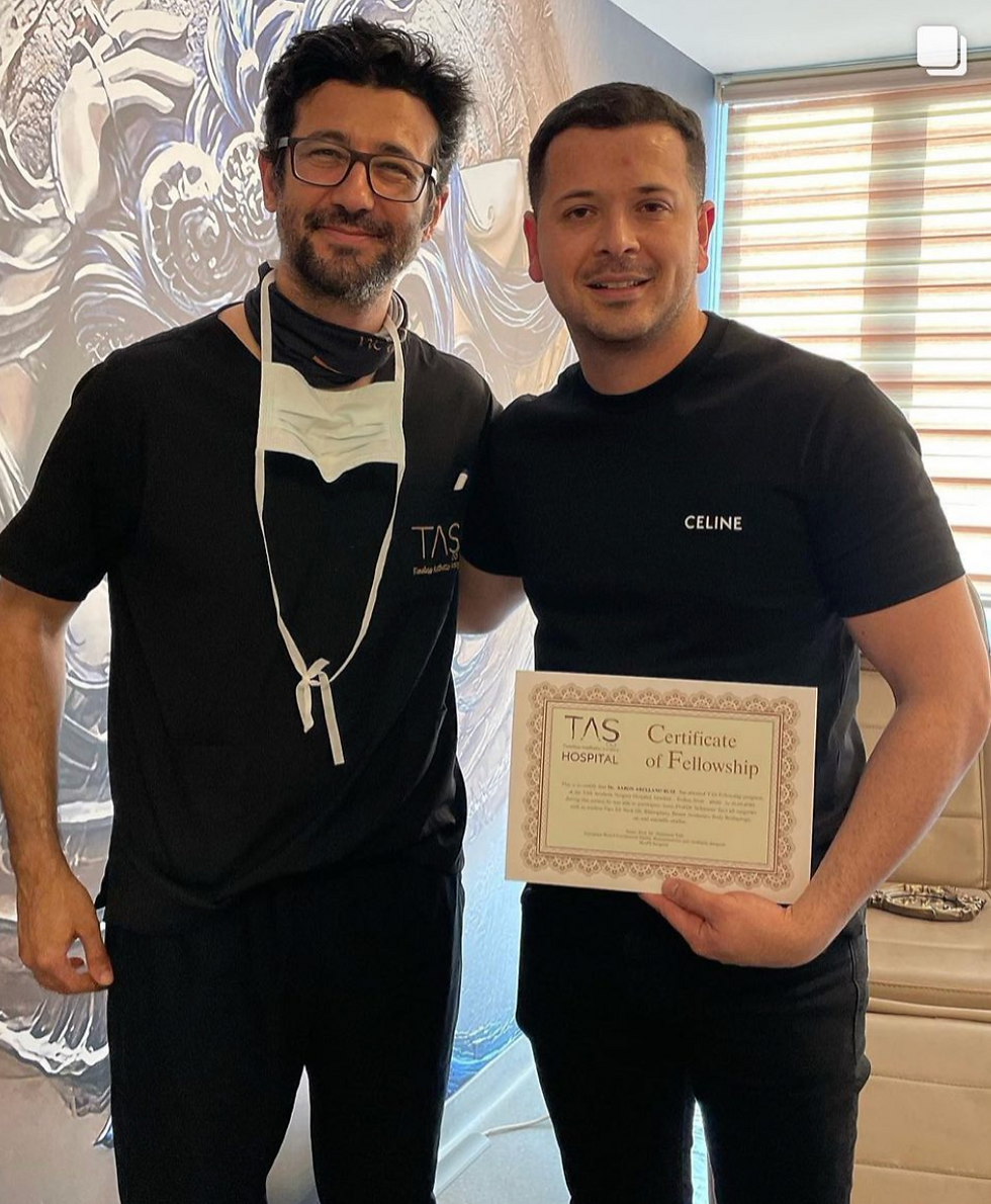 Prof. Dr. Süleyman Taş estetik cerrahi doktor portre