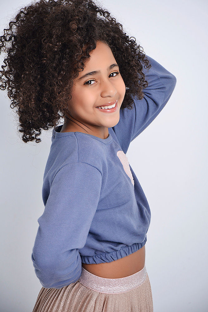 Miniatura: Cintia Lago