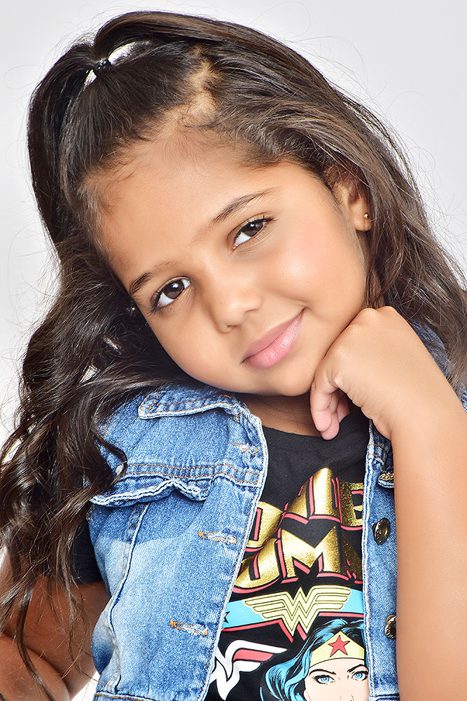 Thumbnail: Luanne Lordello