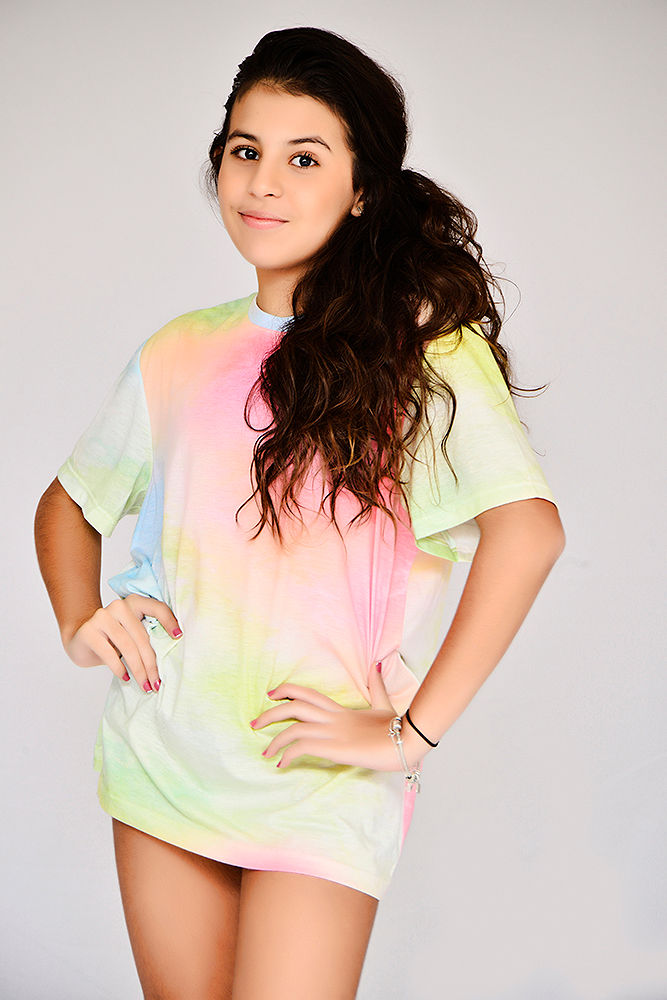 Thumbnail: Mari Tachard