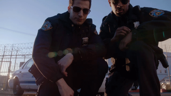 f749e0e8a81f19a39d80c76d8a8bbeaa.gif