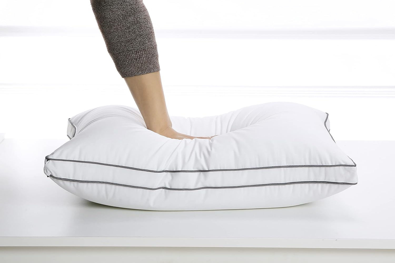 高反発枕 首が痛くならない安眠枕，綿100%ホテル仕様 立体構造43×63cm 横向き対応 肩こり解消 丸洗い可能