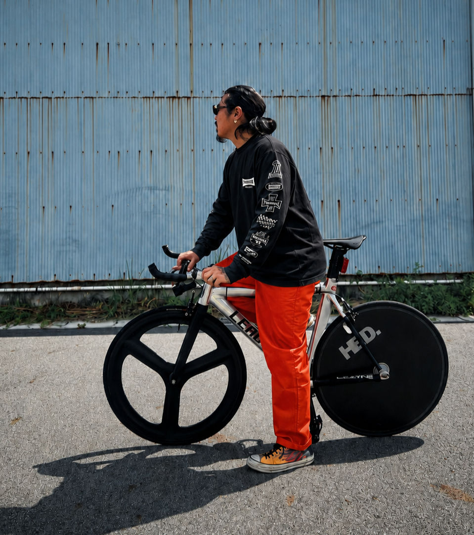 サムネイル： 6TH ANNIVERSARY LONGSLEEVES - BLACK