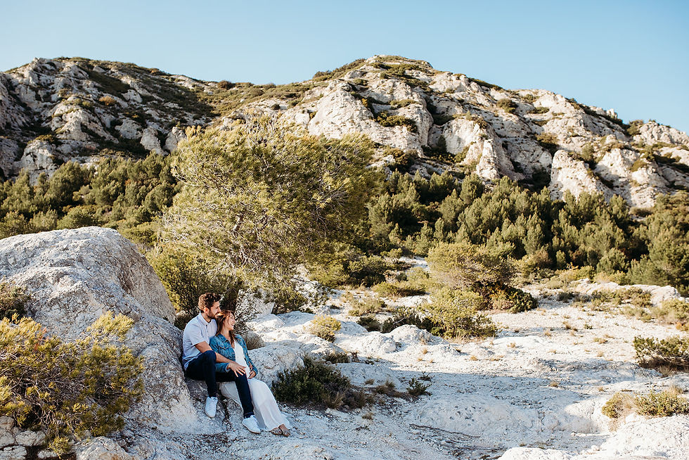 Joyful outdoor maternity photoshoot, celebrating the miracle of life