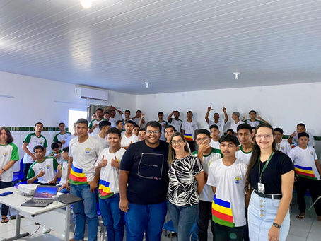 Ceti Job de Macedo Brito realiza palestra sobre ISTs e gravidez na adolescência em Cocal de Telha