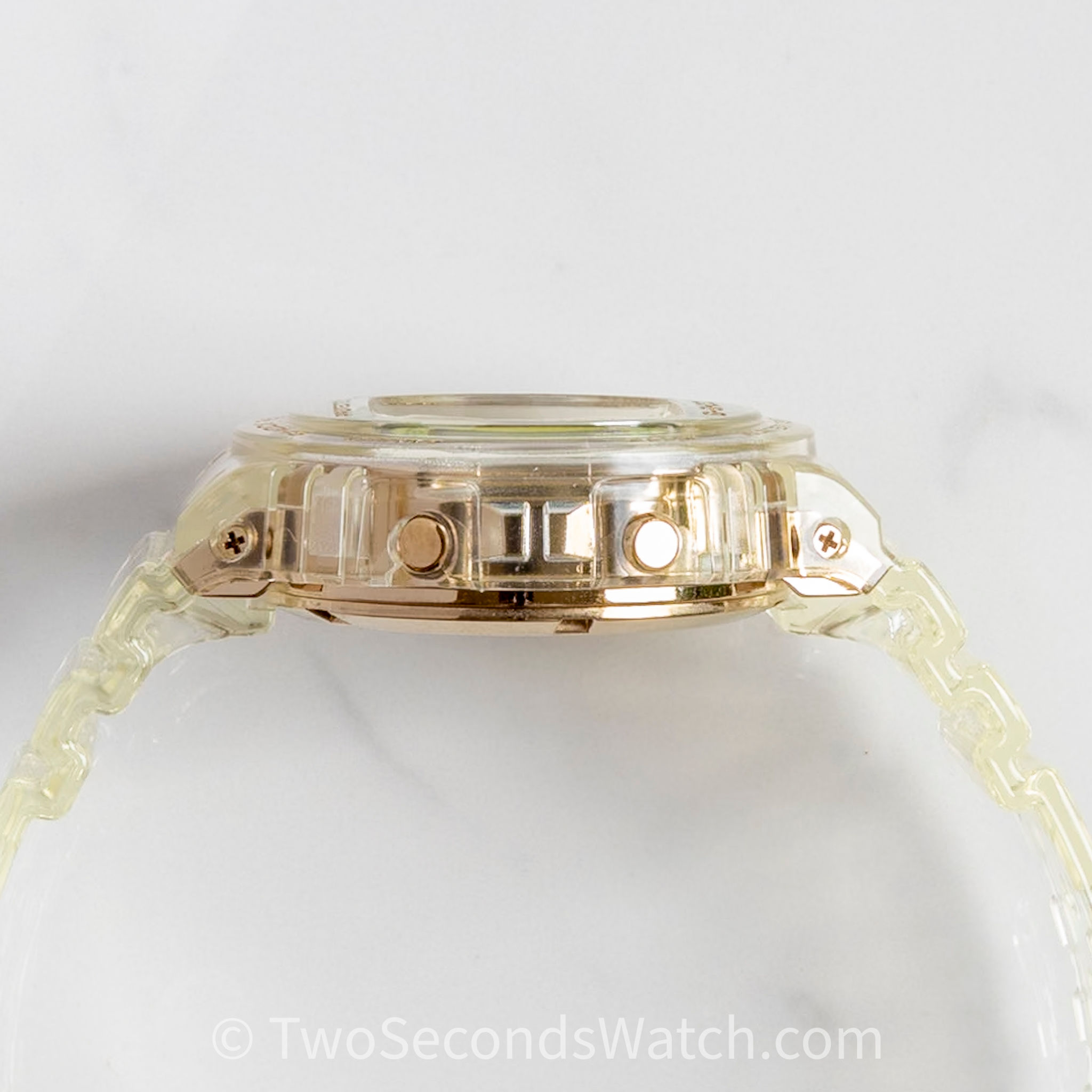 新品G-SHOCK  DW5735E-7JR GLACIER GOLD 35周年 CASIO G-Shock Glacier Gold 35th Anniversary LE (DW5735E-7JR