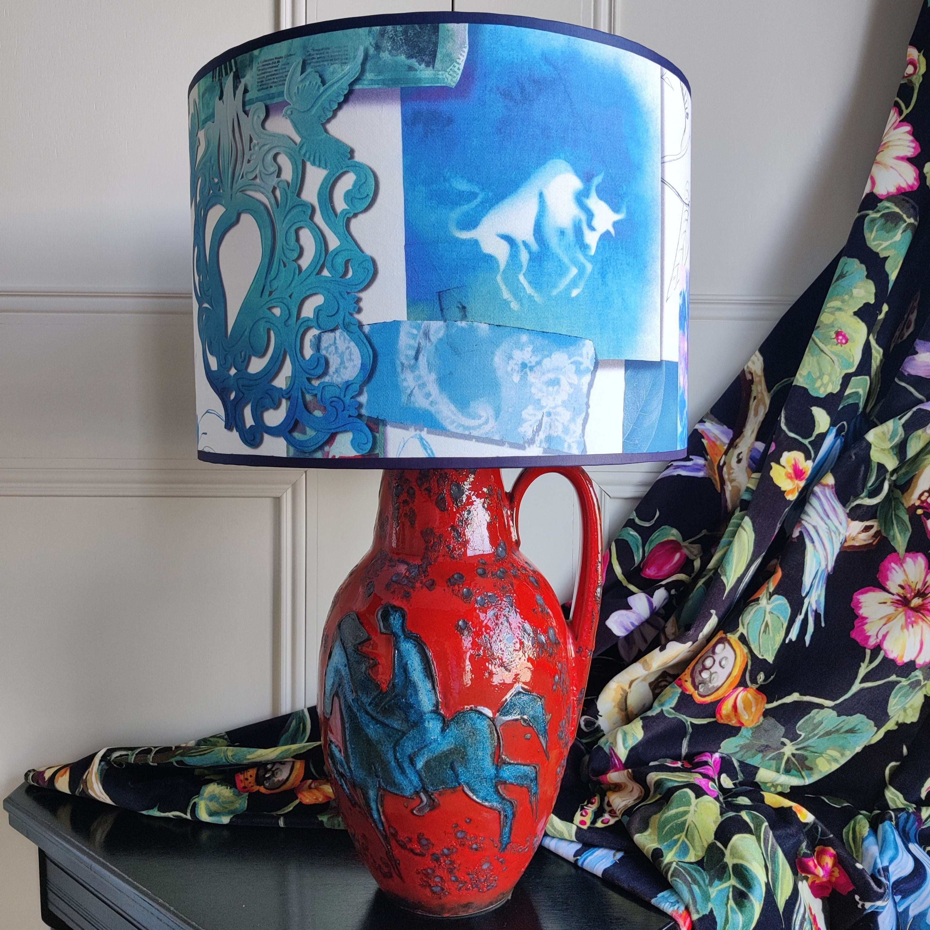Scheurich vaaslamp "Der Blaue Reiter" met Christian Lacroix