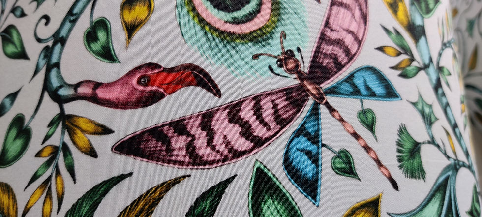 Thumbnail: Kameleon hanglamp - Animalia Rousseau - Emma J Shipley