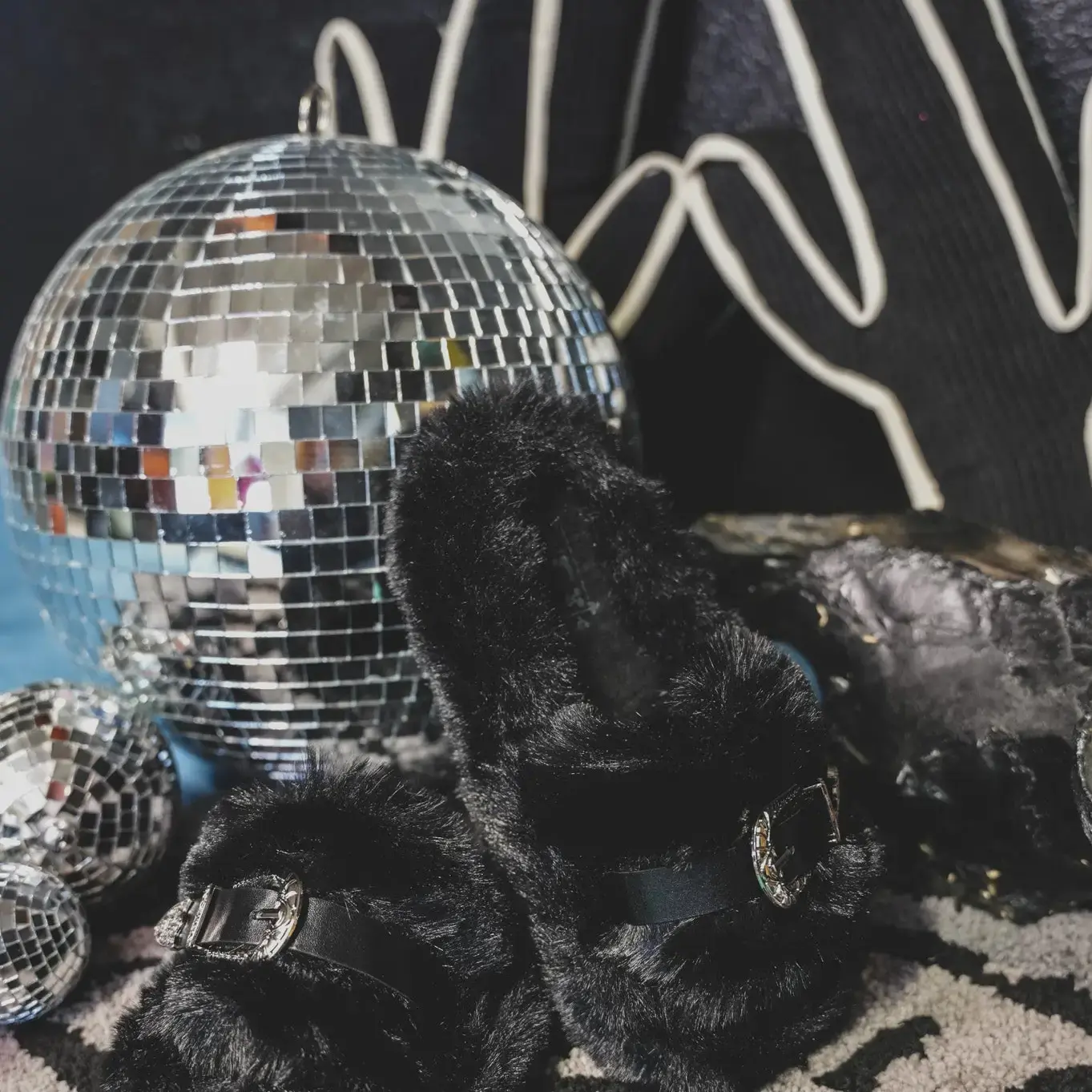 Home Buckles Slippers