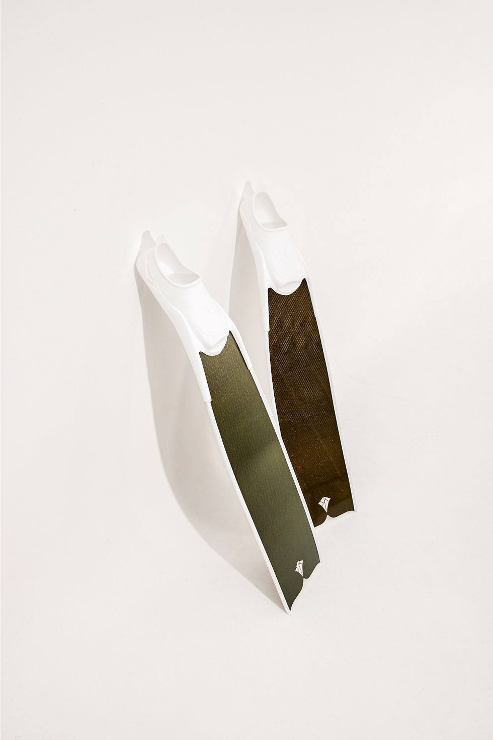 ภาพขนาดย่อ: Double K Carbon Fin Black-Tip (Aurora)
