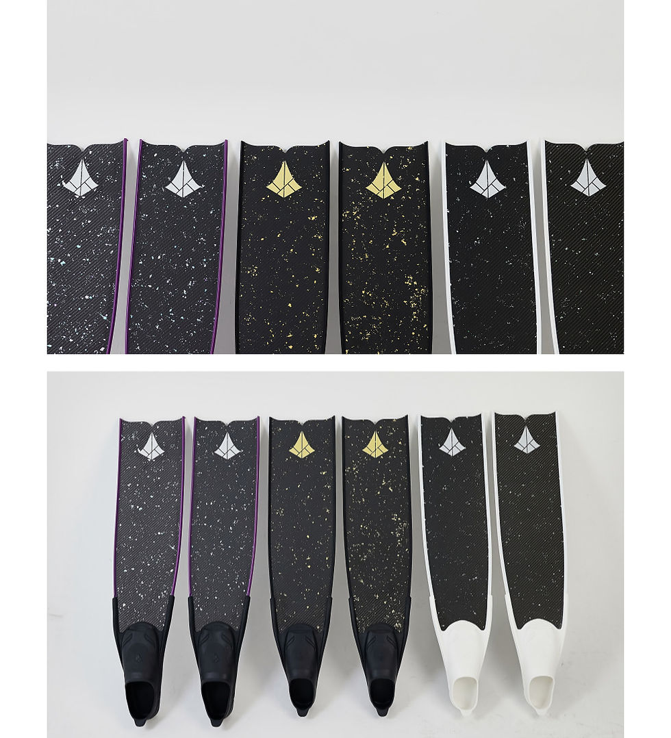ภาพขนาดย่อ: Double K Carbon Fin Black-Tip (Galaxy)