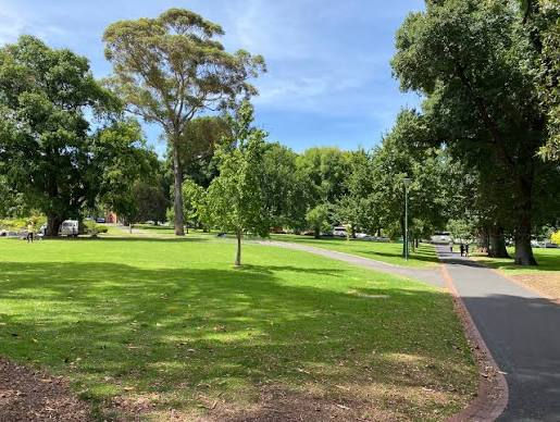 A large outdoor space in Melbourne CBD at Treasury Gardens where Empwr Training mobile personal training sessions take place.