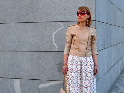 Lace skirt + cowboy boots