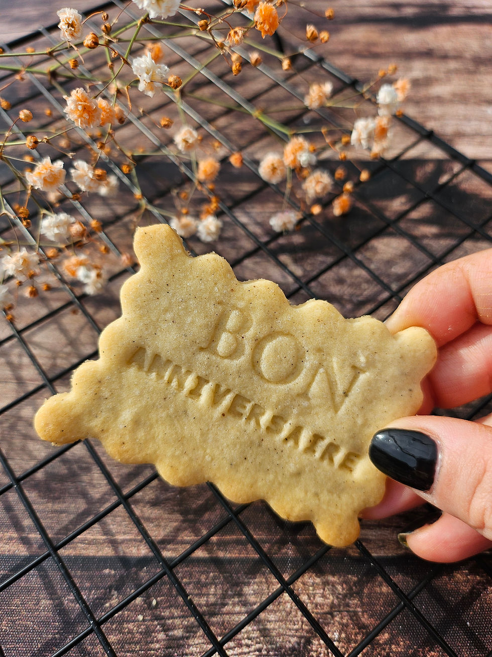 Miniature : Biscuit personnalisé sans pâte à sucre message bon anniversaire