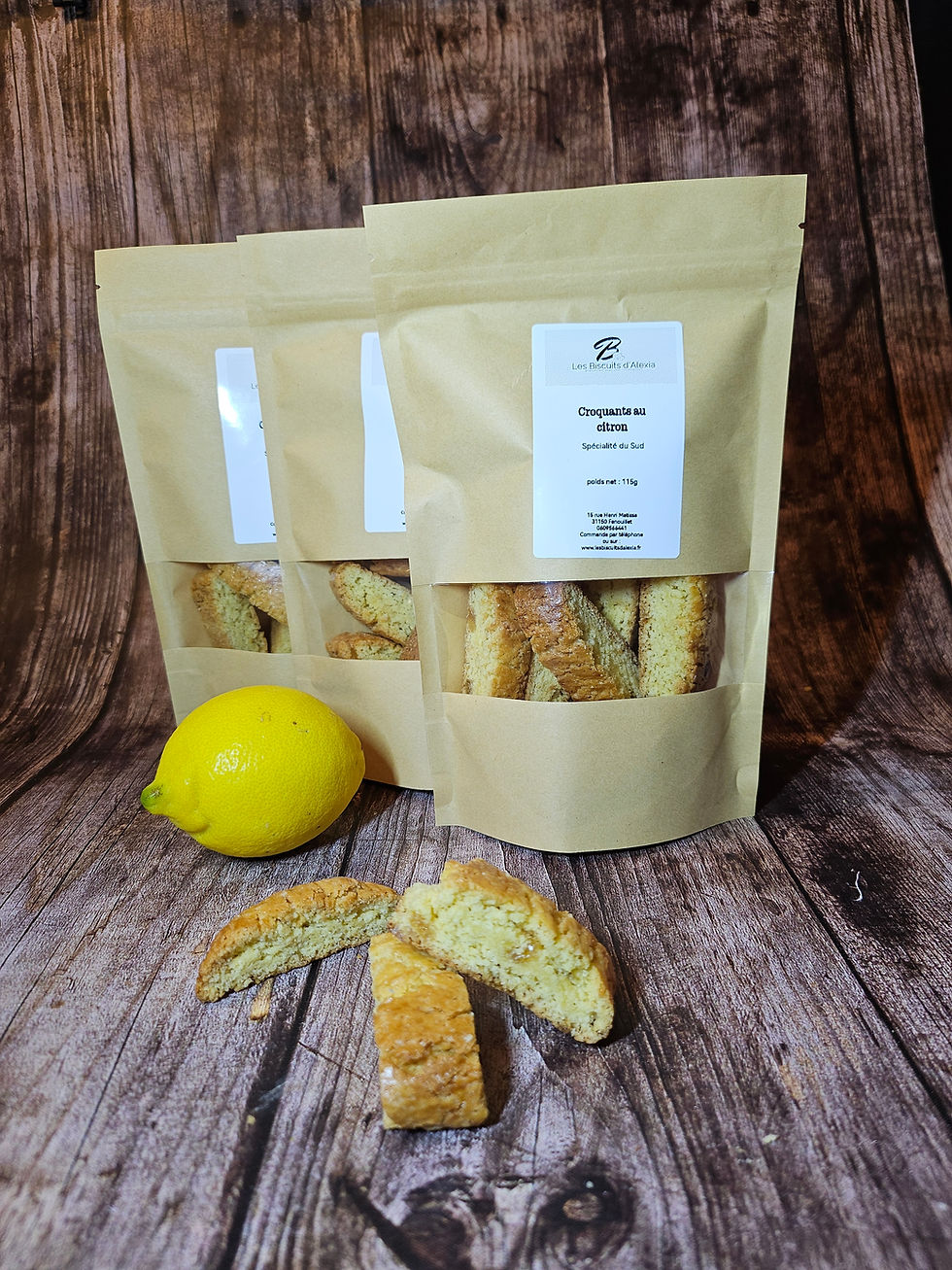 Plusieurs sachets de Cantucci aux citron confit ce biscuit croquant venus d'Italie