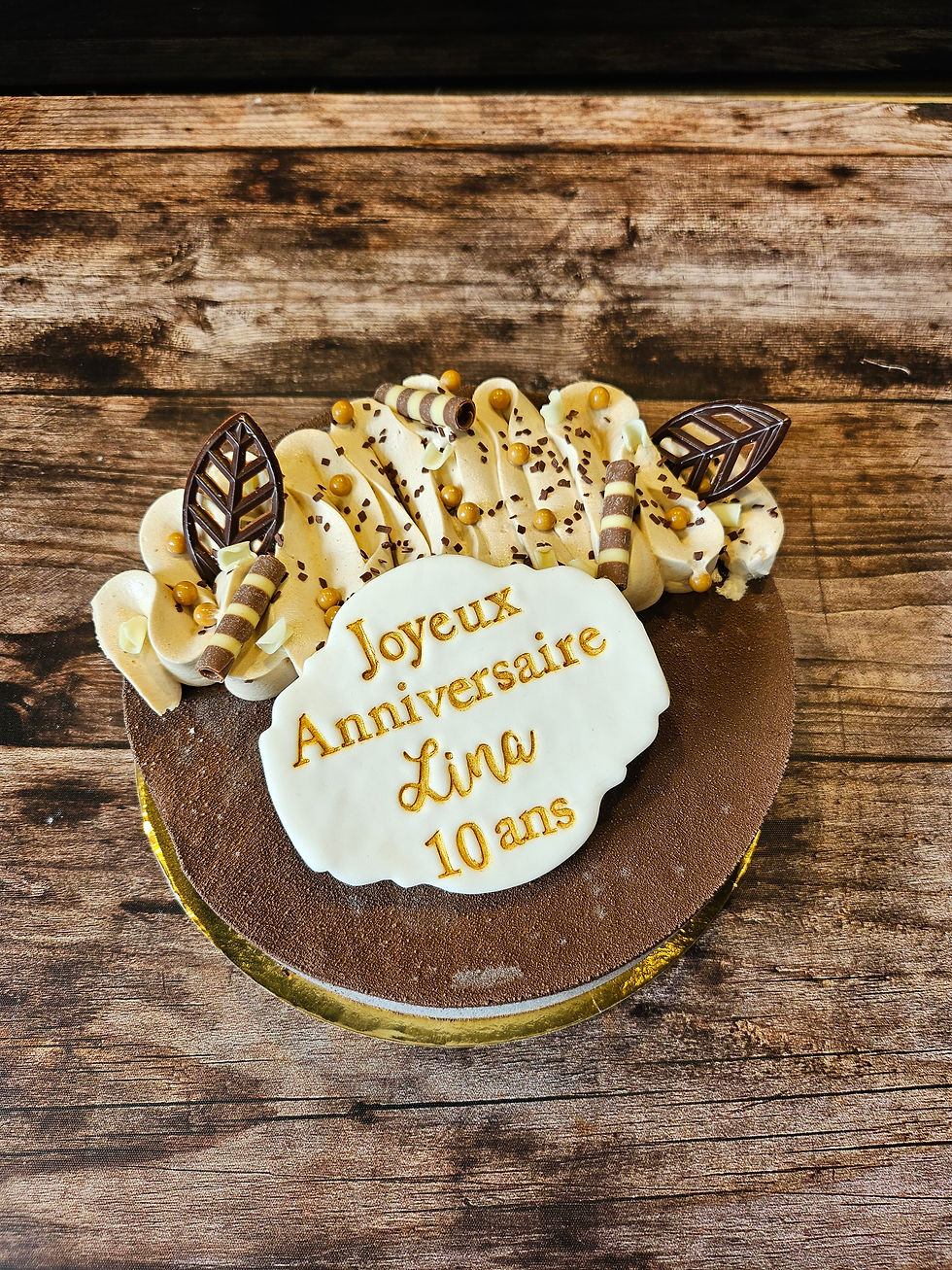 Miniature : cake topper décoration de gâteau et entremet pour un anniversaire 10 ans fille