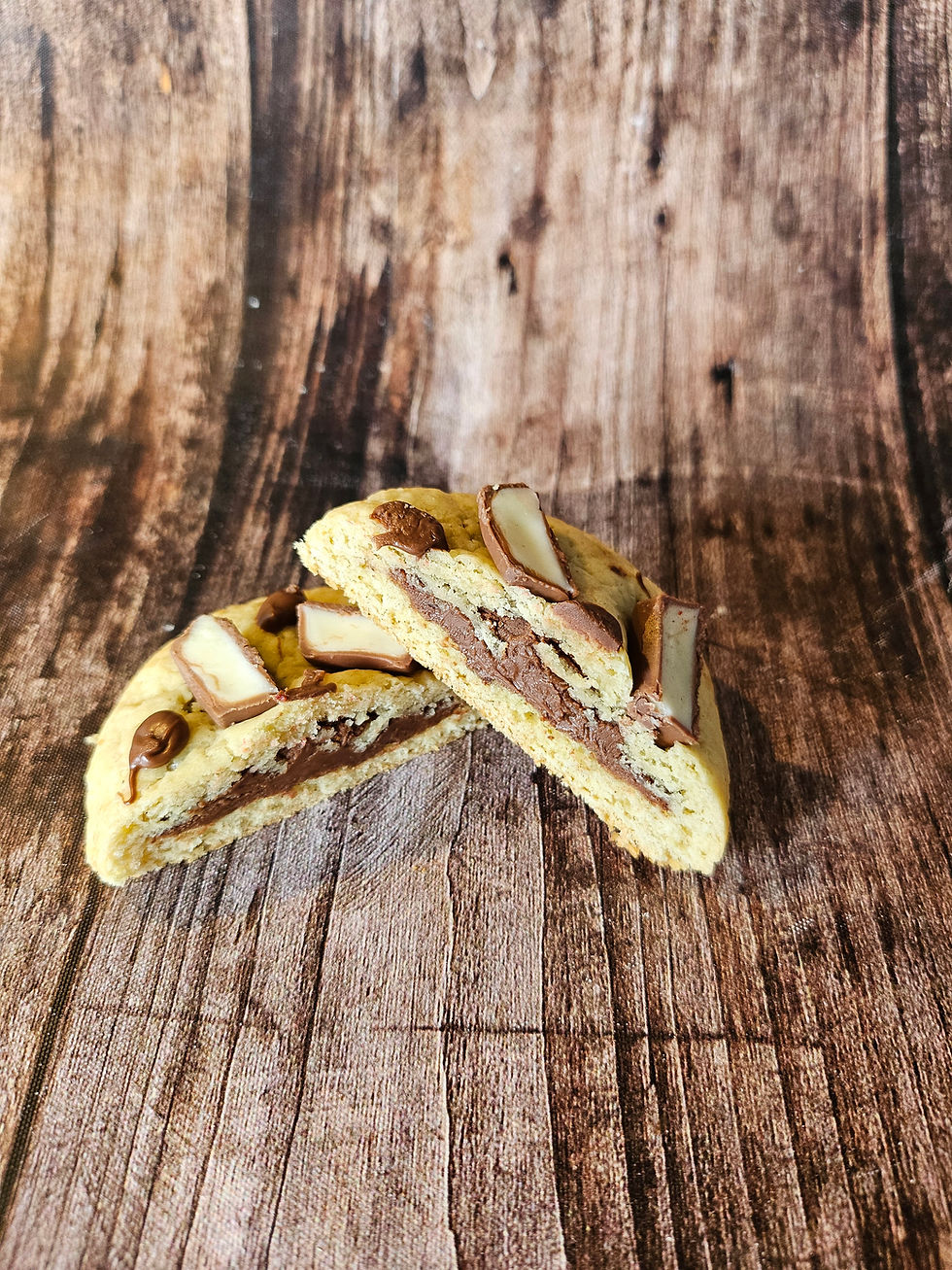 Miniature : Découpe du cookie kinder maxi au nocciolata lait