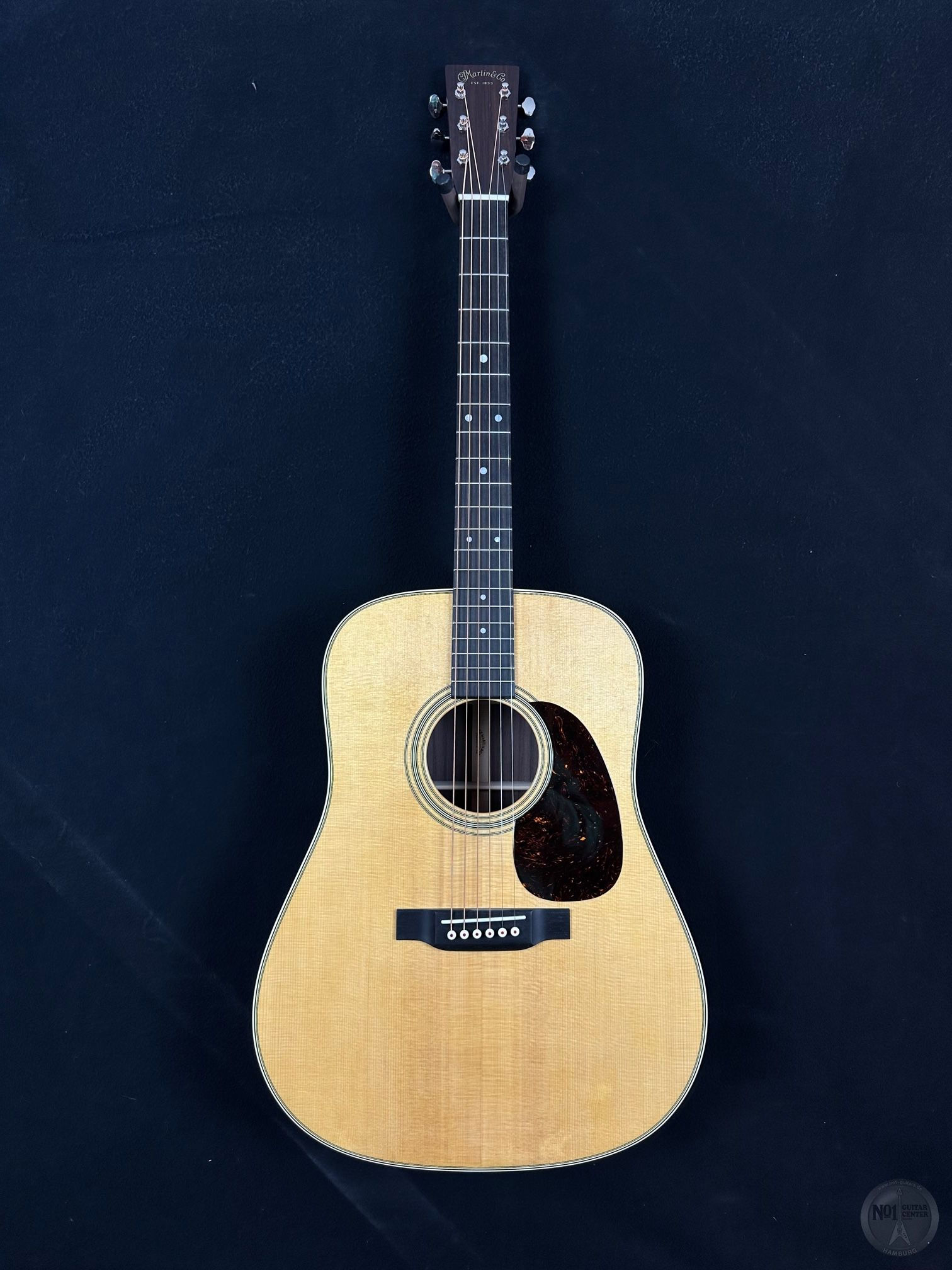 Martin D-28