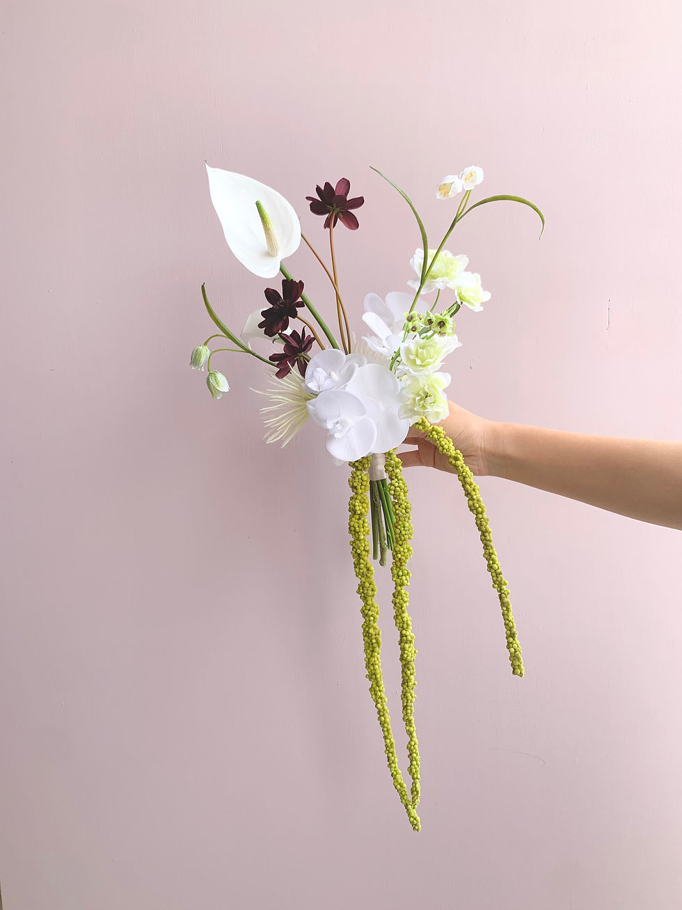 Thumbnail: 【NO.8】WeddingBouquet 〈造花ブーケ〉