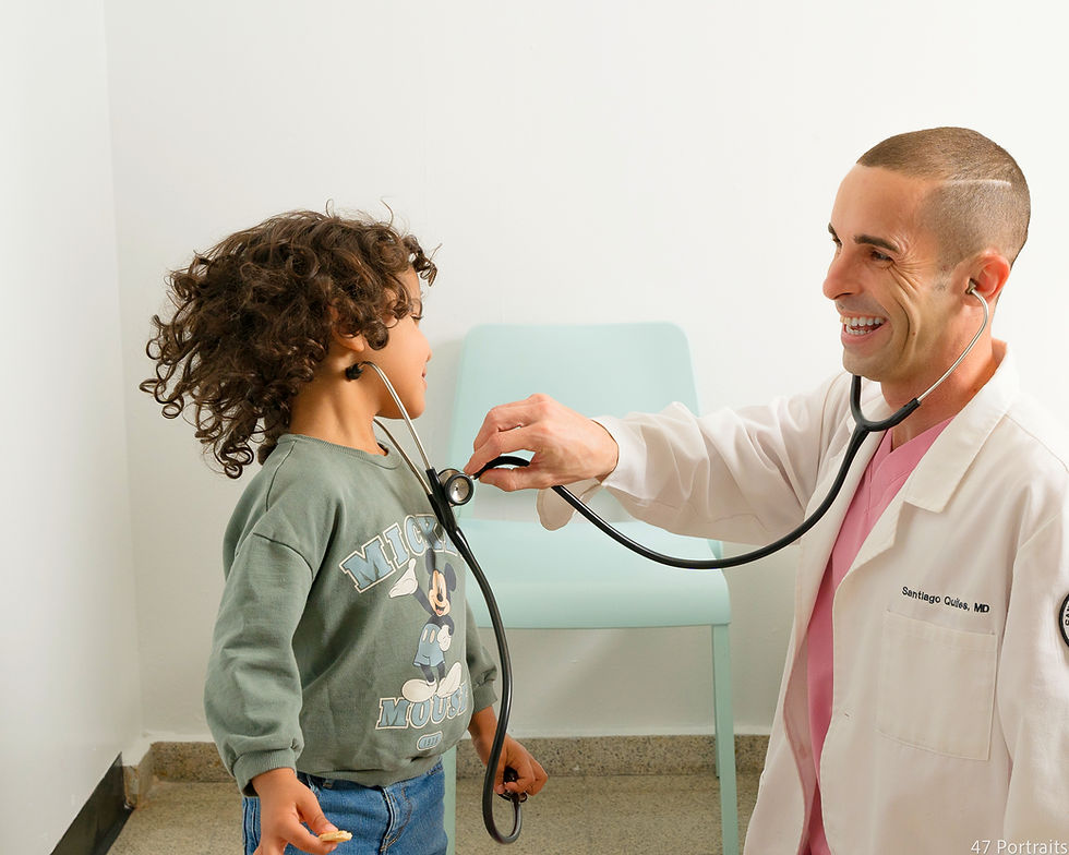 dr santiago quiles pediatria_edited.jpg