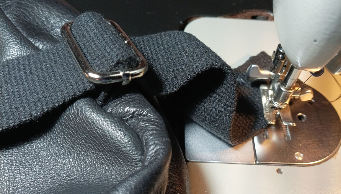 Work in progress zaino in pelle nera